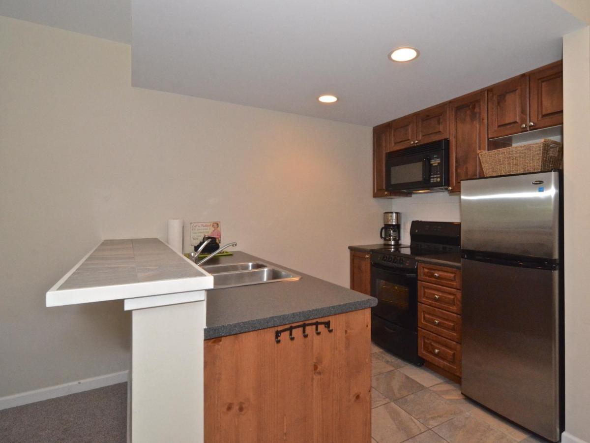 Whistler Blackcomb Vacation Rentals - Village North Exteriör bild