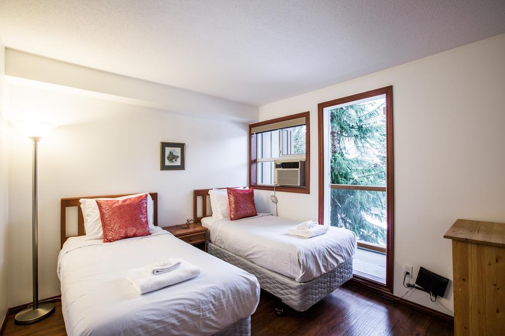 Whistler Blackcomb Vacation Rentals - Village North Exteriör bild