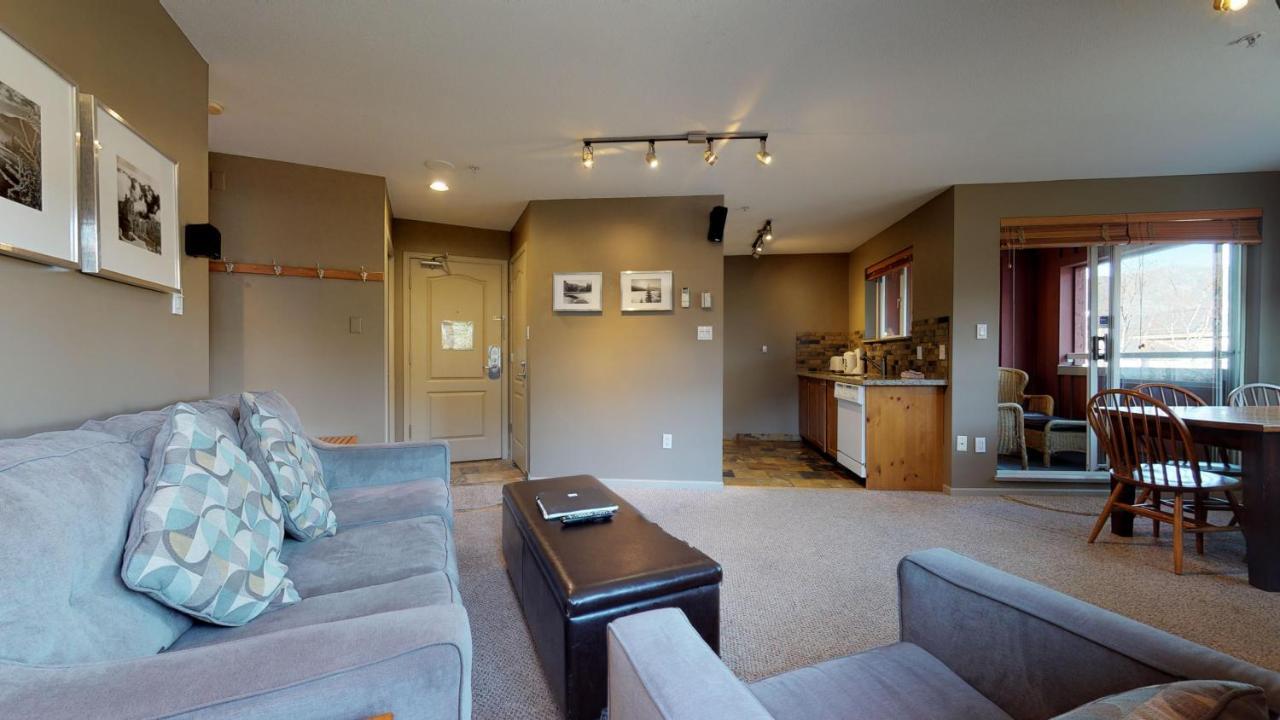 Whistler Blackcomb Vacation Rentals - Village North Exteriör bild