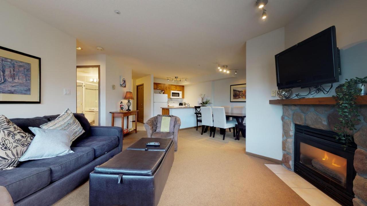 Whistler Blackcomb Vacation Rentals - Village North Exteriör bild