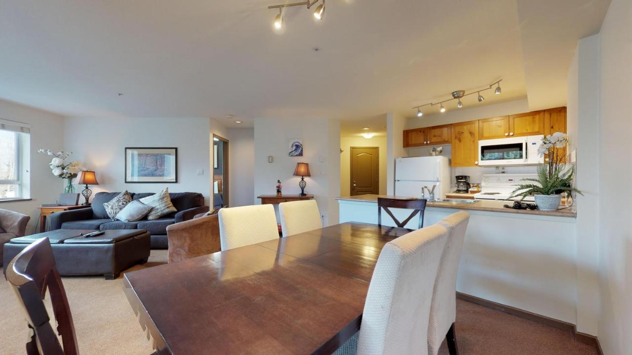 Whistler Blackcomb Vacation Rentals - Village North Exteriör bild