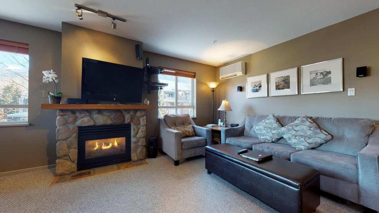 Whistler Blackcomb Vacation Rentals - Village North Exteriör bild